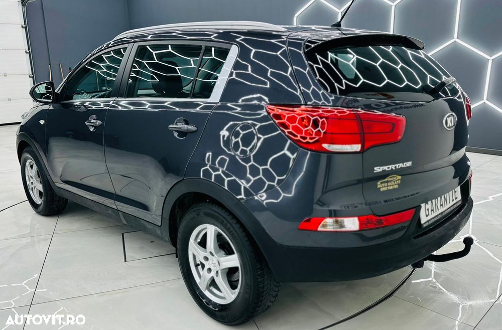 Kia Sportage 1.7 CRDI 2WD Spirit - 3