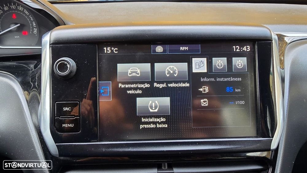 Peugeot 208 1.2 PureTech Style - 29