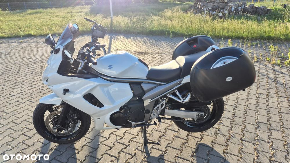 Suzuki GSX - 1