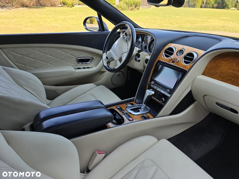 Bentley Continental GT GTC W12 - 28