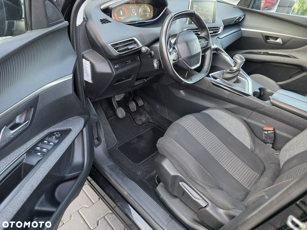 Peugeot 3008 - 10
