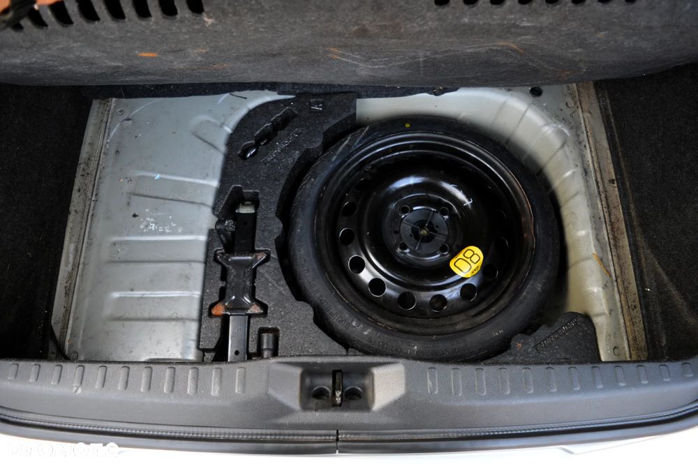 Nissan Micra 1.2 Visia AC/CD - 33
