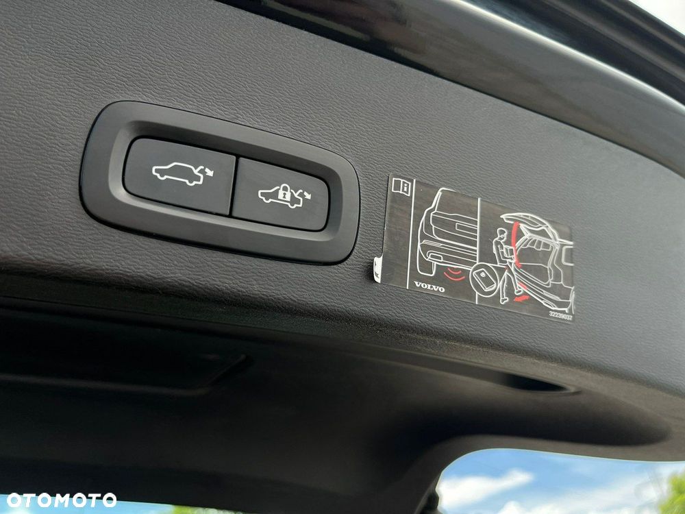 Volvo XC 40 - 33