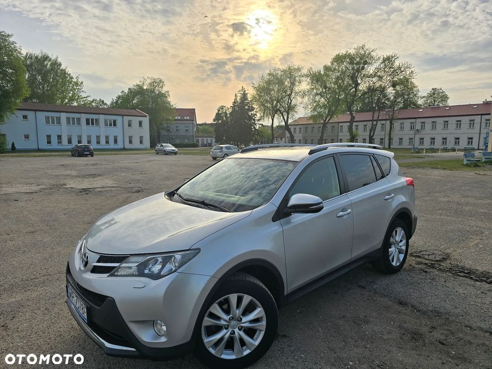 Toyota RAV4 2.2 D-4D Premium - 1