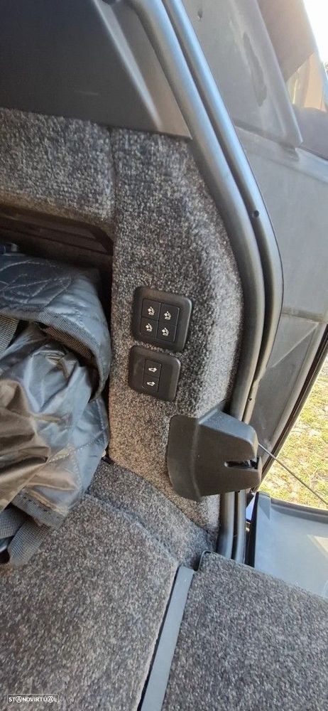 Land Rover Range Rover 2.0 Si4 PHEV Vogue - 18