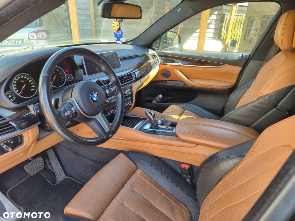BMW X6 xDrive50i - 13
