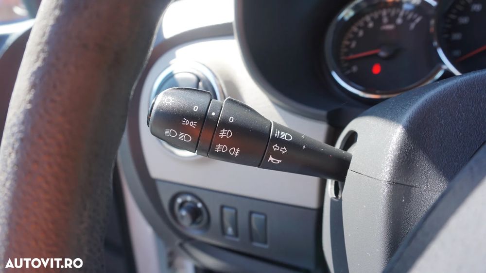 Dacia Lodgy 1.6 Ambiance - 21