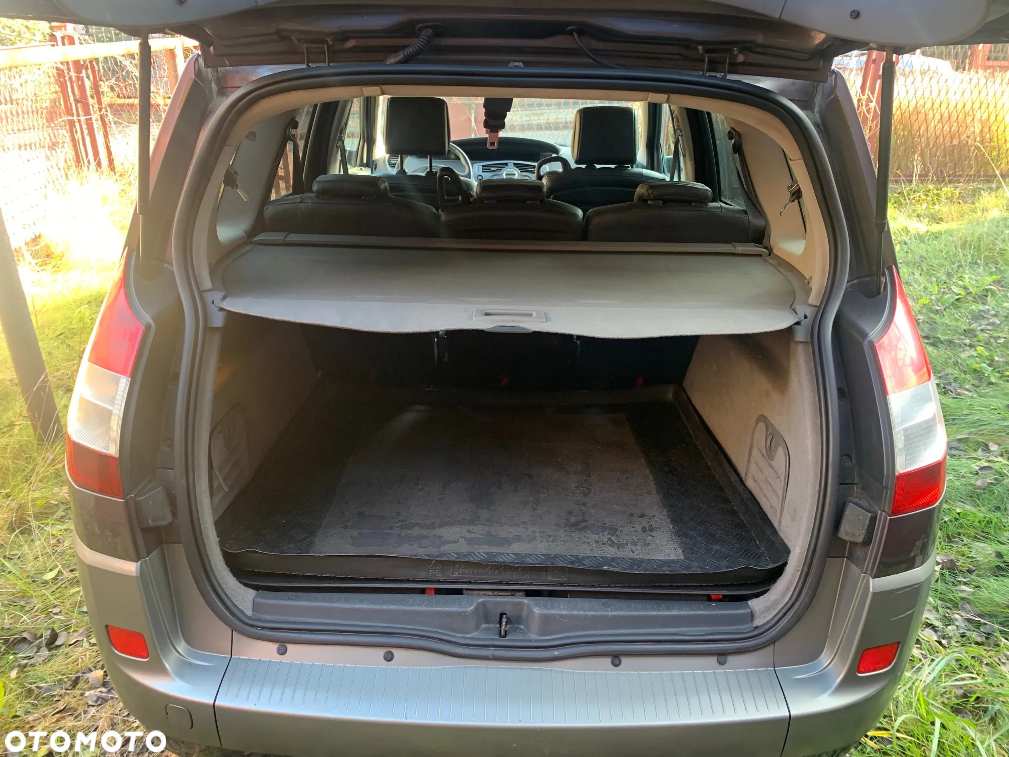 Renault Scenic 2.0T Exception - 17