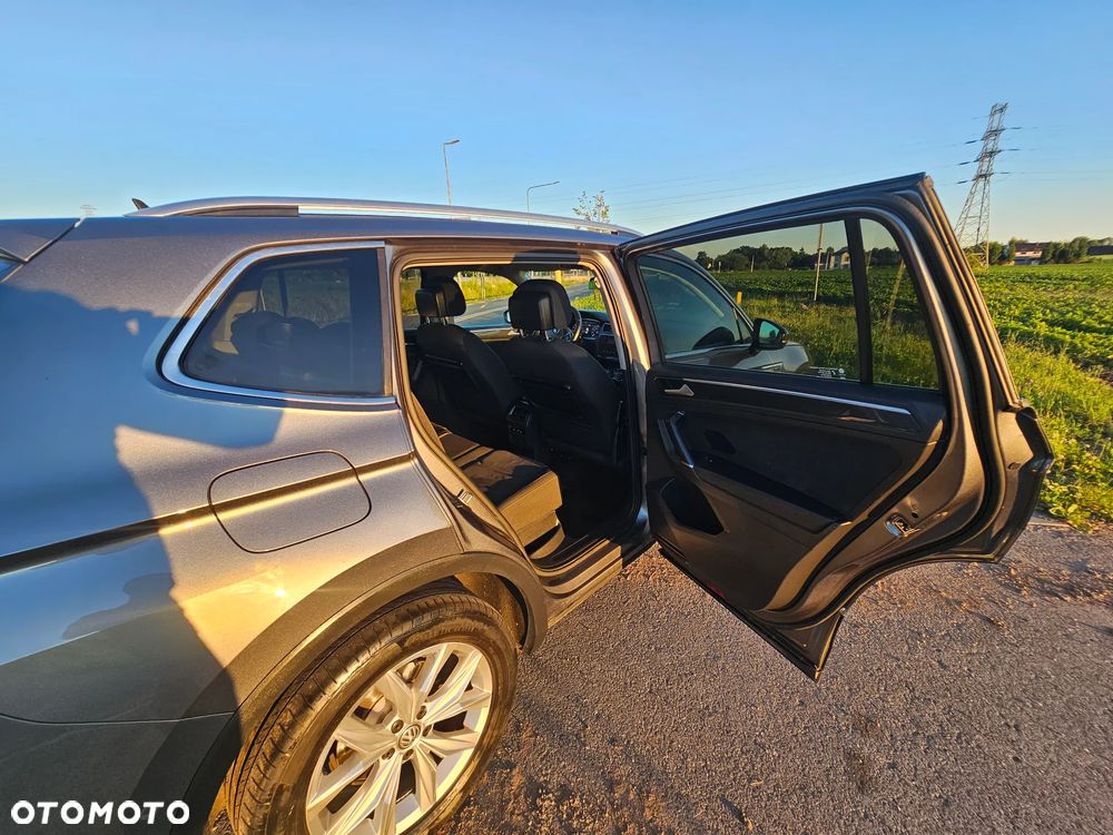 Volkswagen Tiguan Allspace 2.0 TSI 4Mot Highline DSG - 12