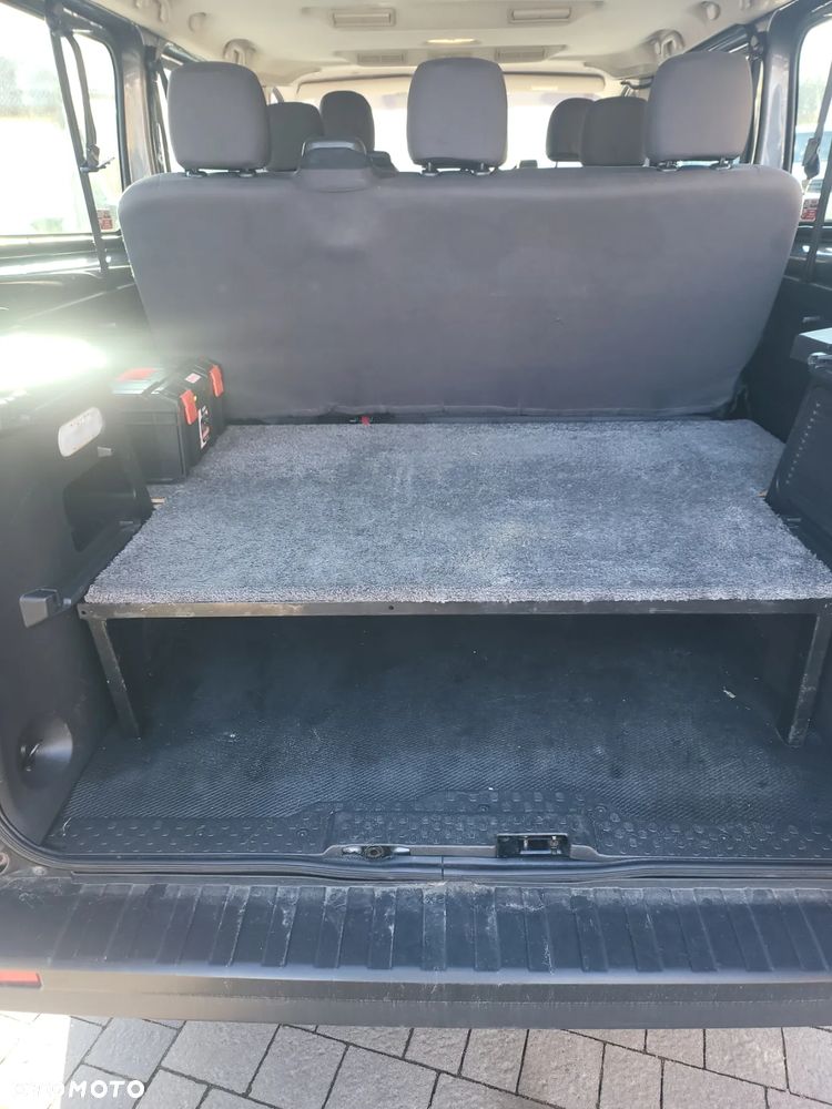 Renault Trafic Grand 1.6 dCi - 13