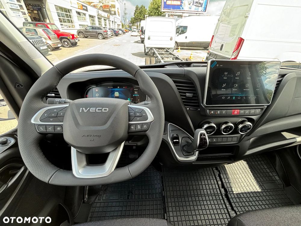 Iveco Daily L4H2 Brygadówka 7 osobowa 16m3 automat - 8