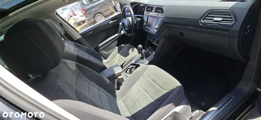 Volkswagen Tiguan - 15