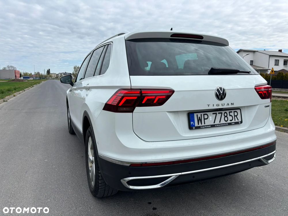 Volkswagen Tiguan 2.0 TDI SCR 4Mot Elegance DSG - 9