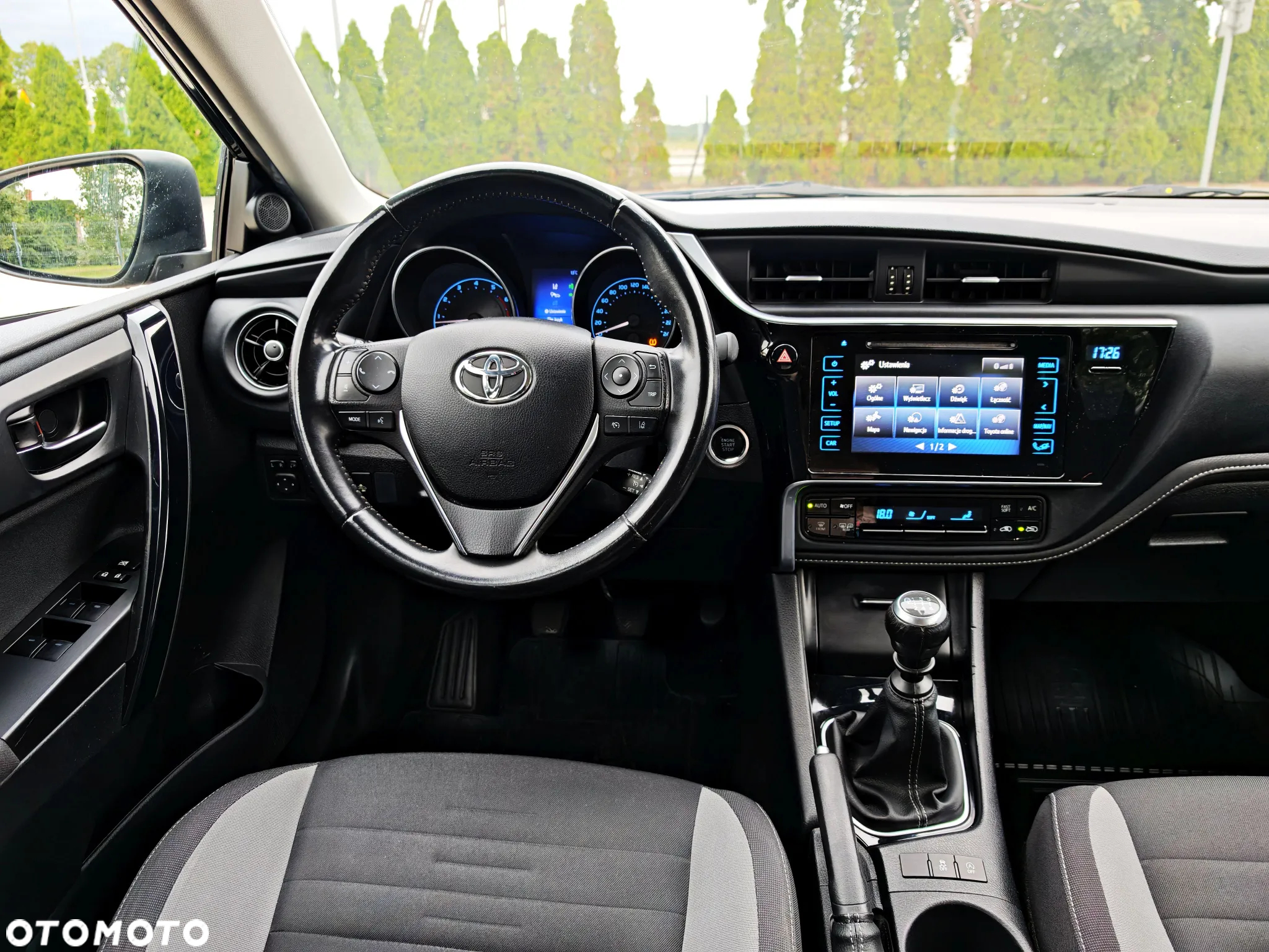 Toyota Auris 1.2 T Premium - 24