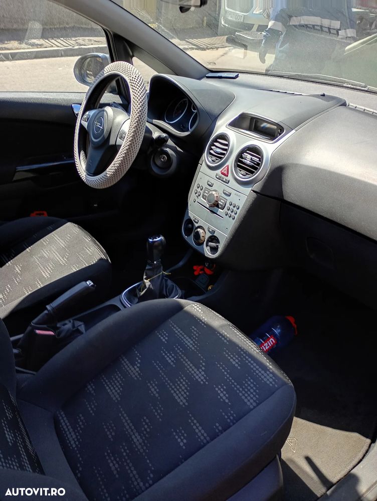 Opel Corsa 1.4 TWINPORT ECOTEC Active - 4