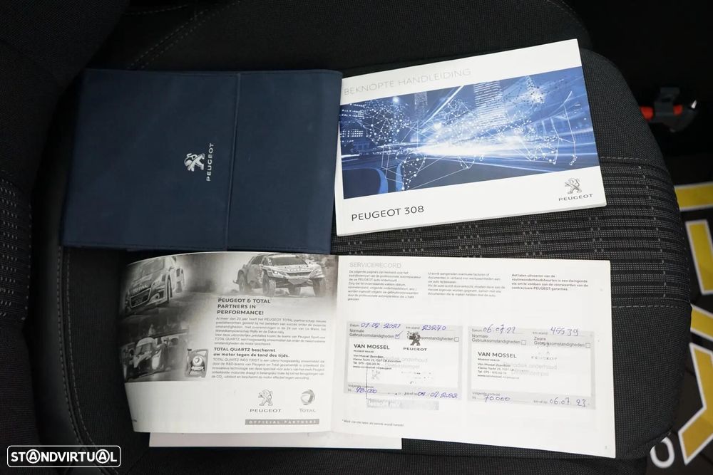 Peugeot 308 1.2 PureTech Allure Pack - 38