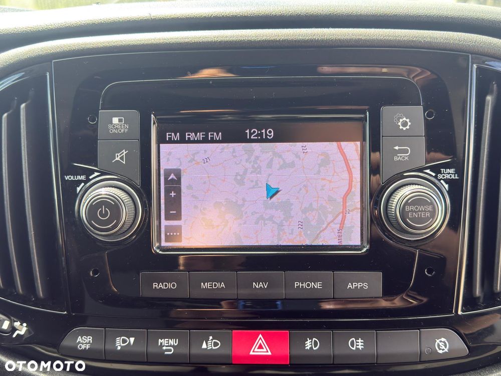 Fiat DOBLO - 17
