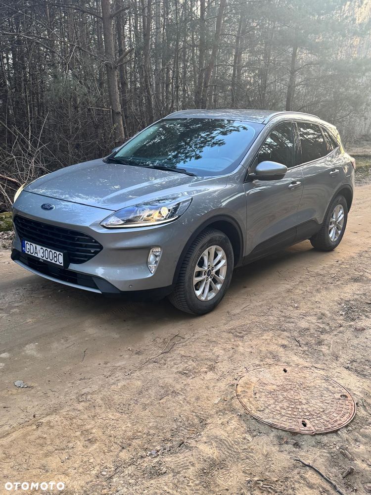 Ford Kuga 2.5 FHEV FWD Titanium - 1