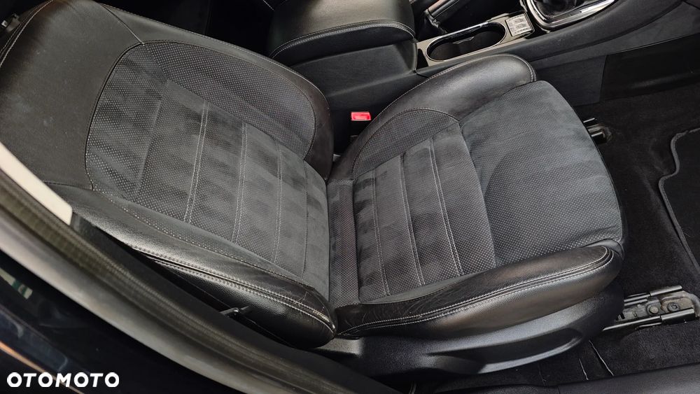 Ford Mondeo 2.0 Titanium X - 1