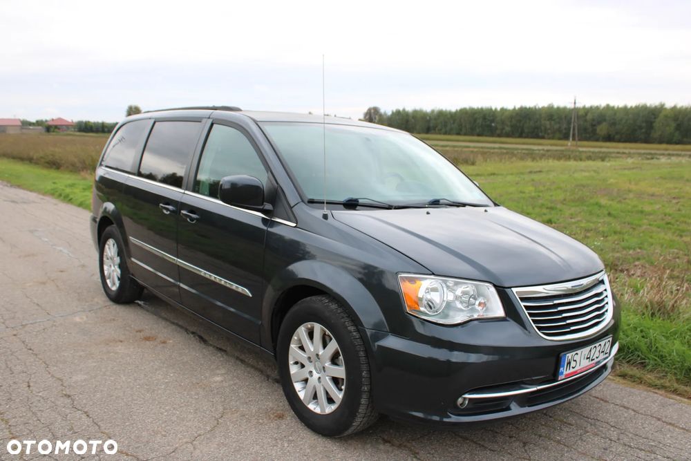 Chrysler Town & Country 3.6 Limited - 5