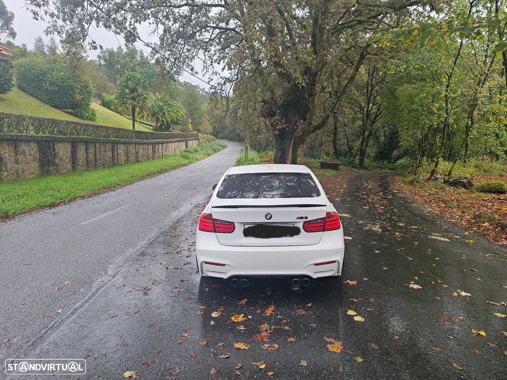BMW 318 d M Sport - 3