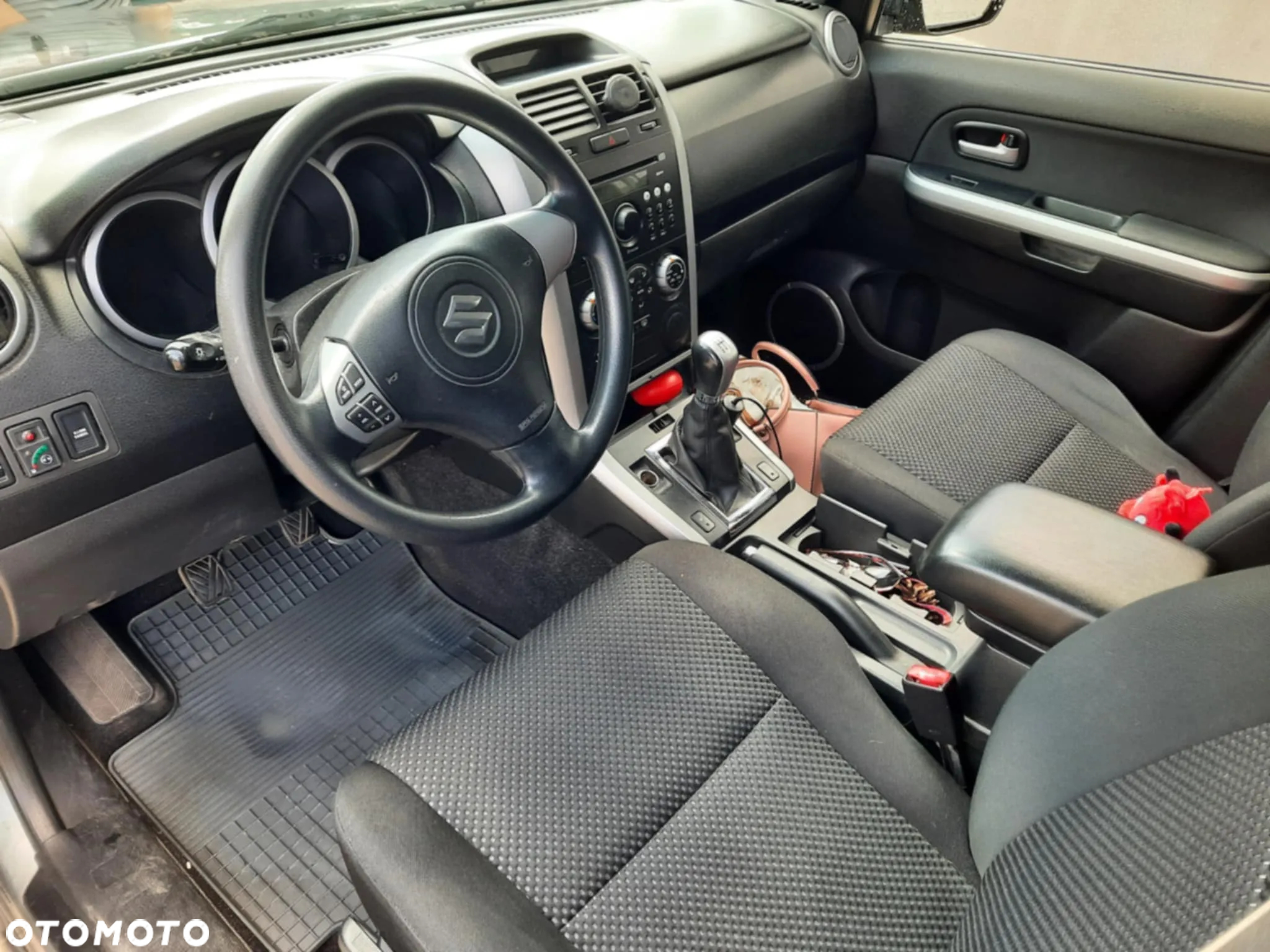 Suzuki Grand Vitara 2.0 - 5