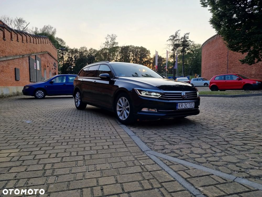Volkswagen Passat 2.0 TDI SCR Comfortline - 15