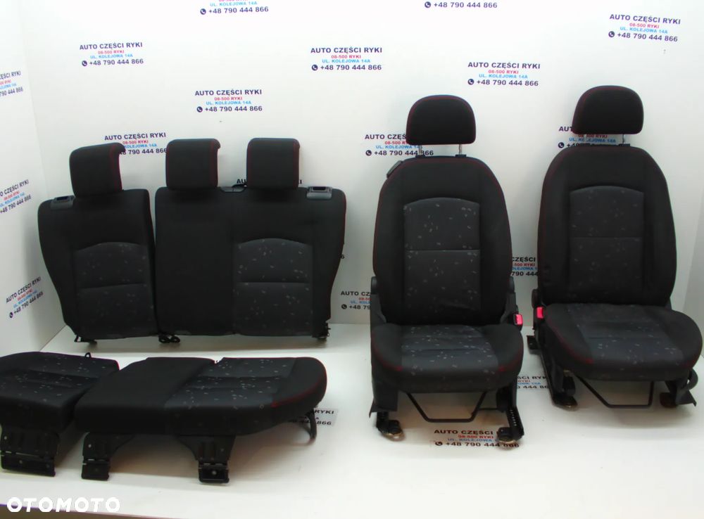 Mazda 2 3D Fotele komplet przód tył