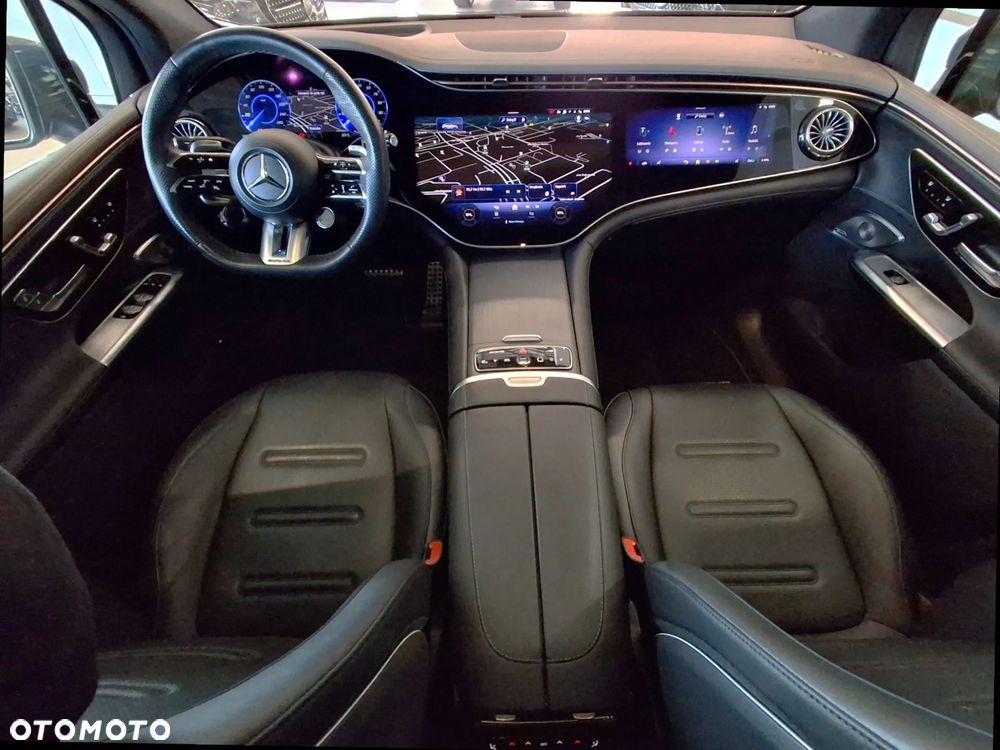 Mercedes-Benz EQE - 10