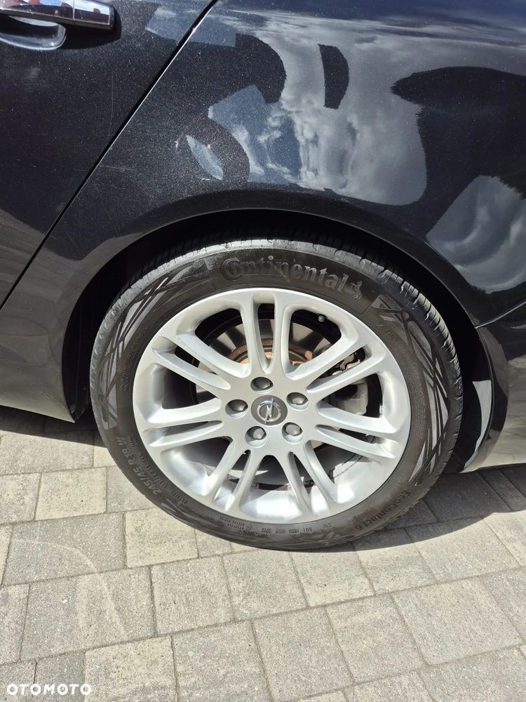 Opel Insignia - 25