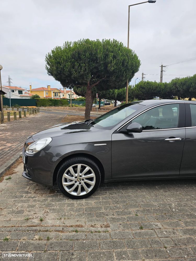 Alfa Romeo Giulietta 2.0 JTDM Exclusive TCT - 3