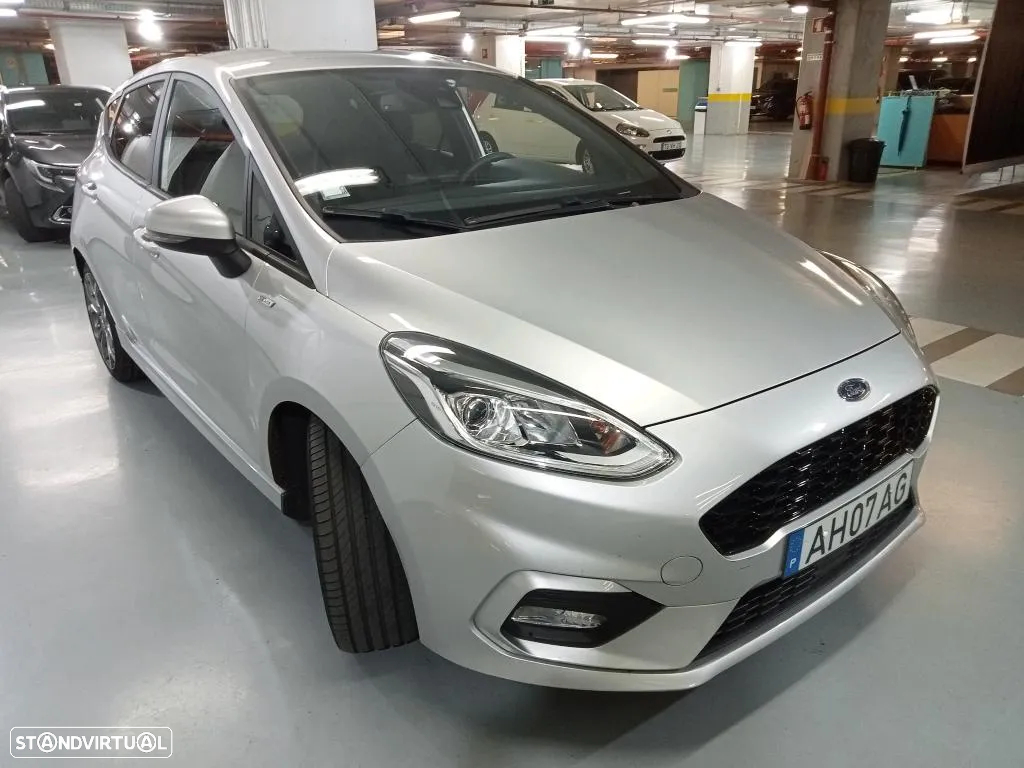 Ford Fiesta 1.0 EcoBoost MHEV ST-Line - 4