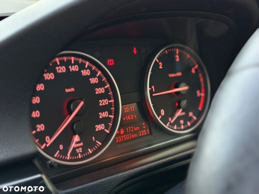 BMW Seria 3 320d - 15
