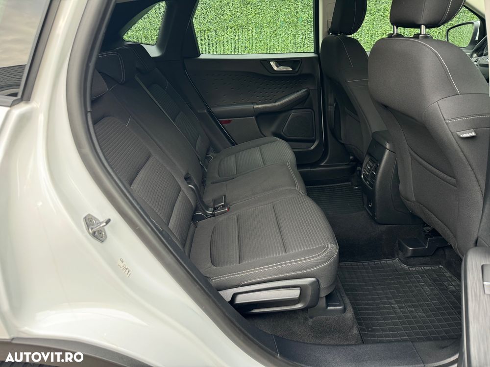 Ford Kuga 1.5 EcoBlue A8 FWD Titanium - 12