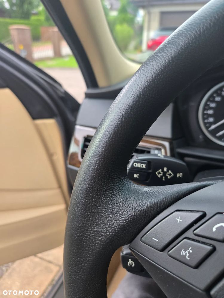 BMW Seria 5 530i - 5