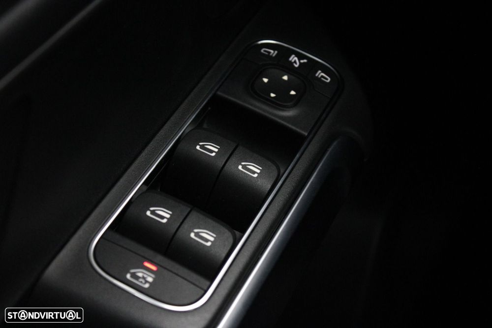 Mercedes-Benz GLB 200 d Progressive - 30
