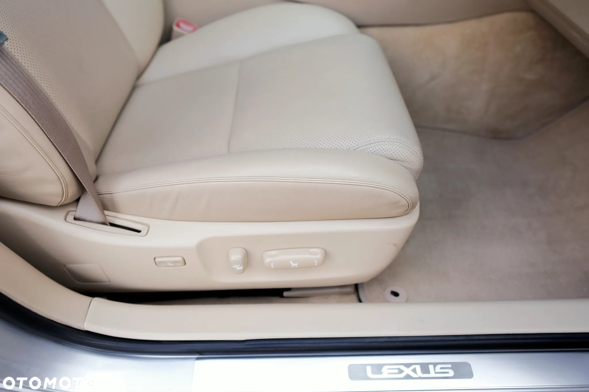 Lexus GS 300 Prestige - 26
