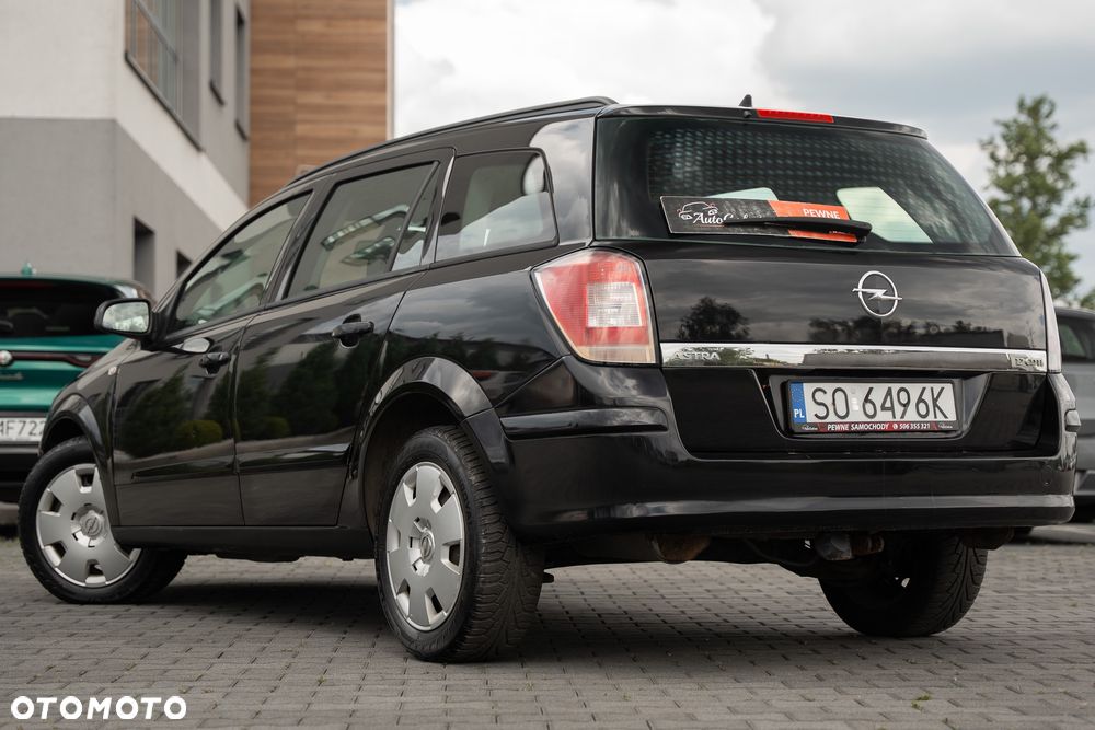 Opel Astra 1.7 CDTI Essentia - 16