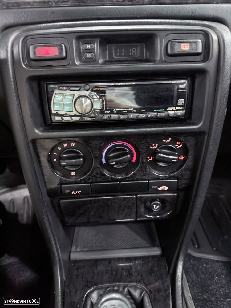 Honda Civic 1.8 VTi - 18