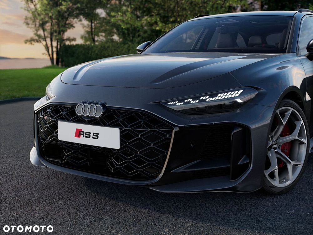Audi RS5 Avant - 7