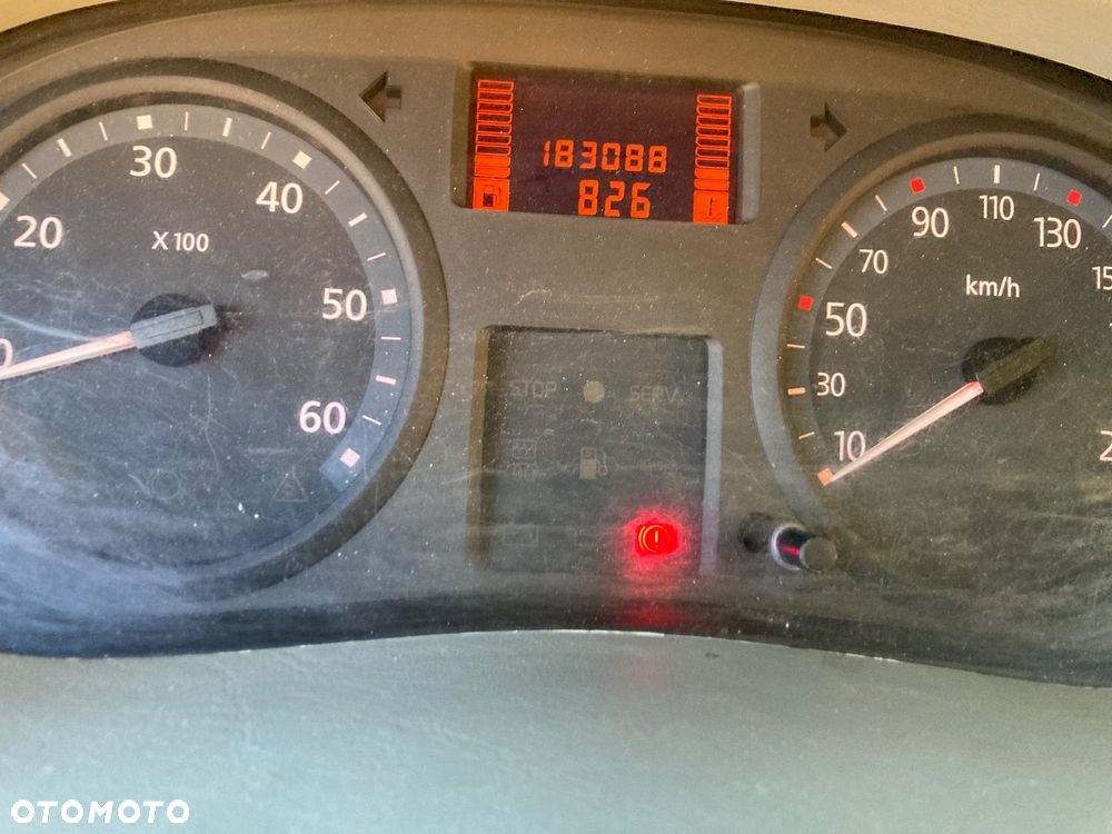 Renault Trafic - 18