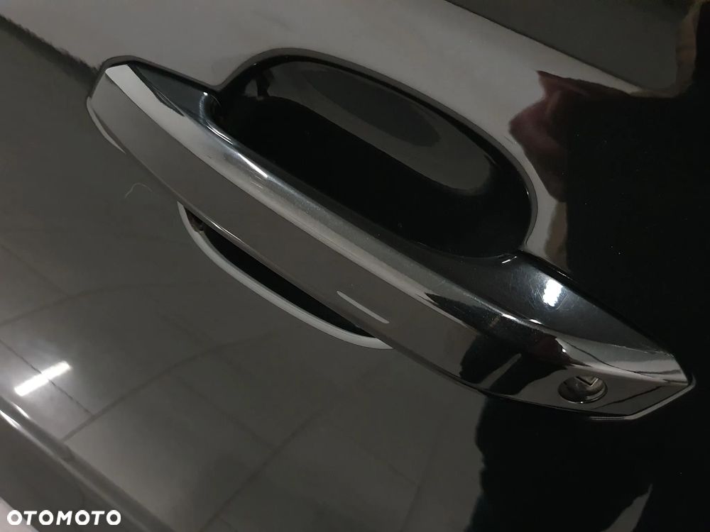 Audi Q5 40 TDI quattro S tronic S line - 24