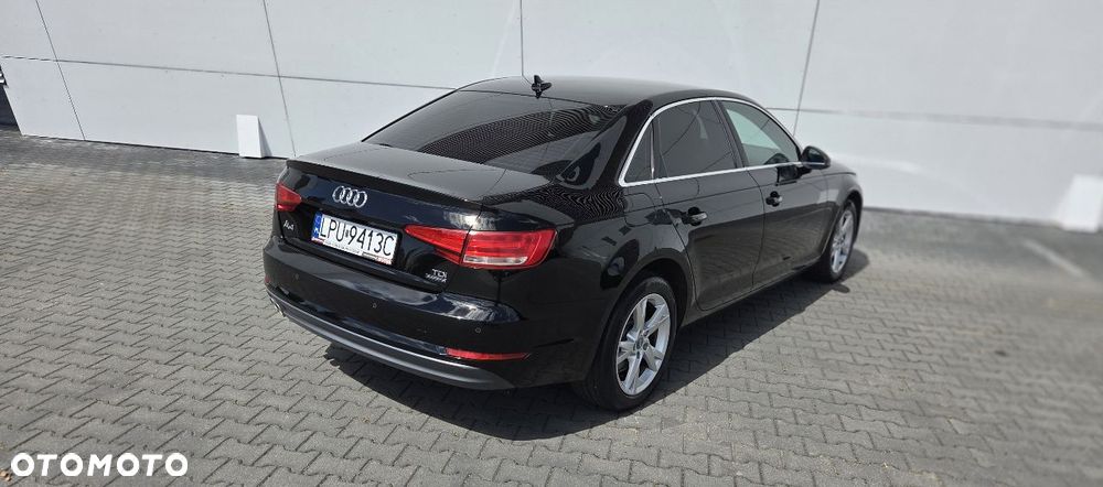 Audi A4 Limousine 2.0 TDI S tronic quattro - 11