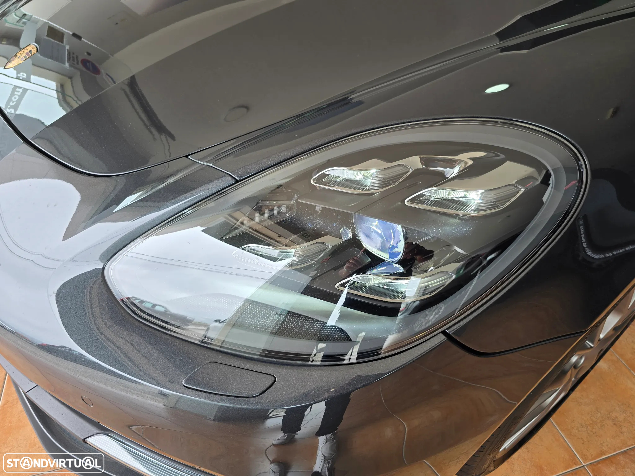 Porsche Panamera 4 E-Hybrid Executive - 16
