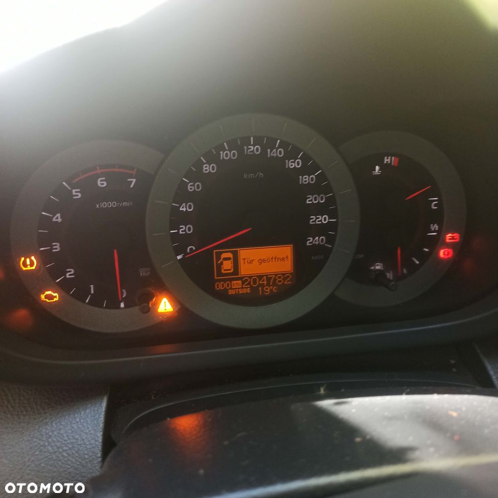 Toyota RAV4 2.2 D-4D Sol 180 - 32