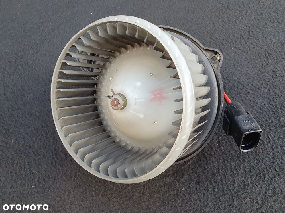AUDI A6 C5 WENTYLATOR DMUCHAWA NAWIEWU MF016070-0361 MF016070-0362 4B1820021B 0130111202 BOSCH POSI - 13