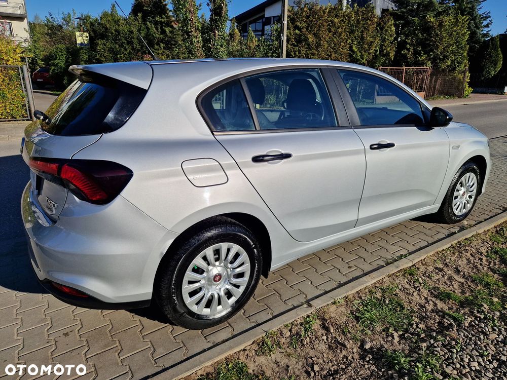 Fiat Tipo 1.4 T-Jet 16v Easy - 38
