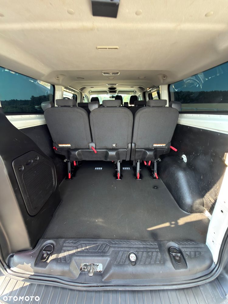 Ford Transit Custom - 11