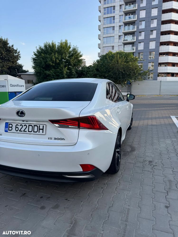 Lexus Seria IS 300h Aut. Business - 6
