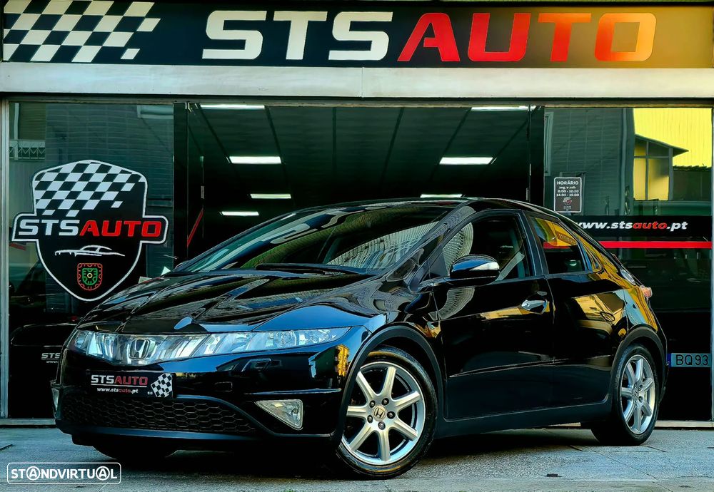 Honda Civic 1.8 Executive NAVI - 49